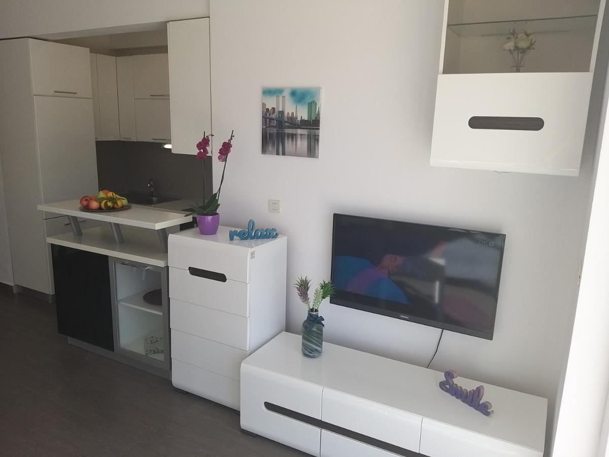 3 Bedroom Apartment With Terrace And Free Parking Split Exterior foto